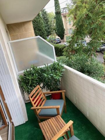 Tilia Jourdan-Studio Cosy Aix Centre-Cours Mirabeau-Parking-Wifi-Smart Tv-Rue Calme Aix-en-Provence Esterno foto