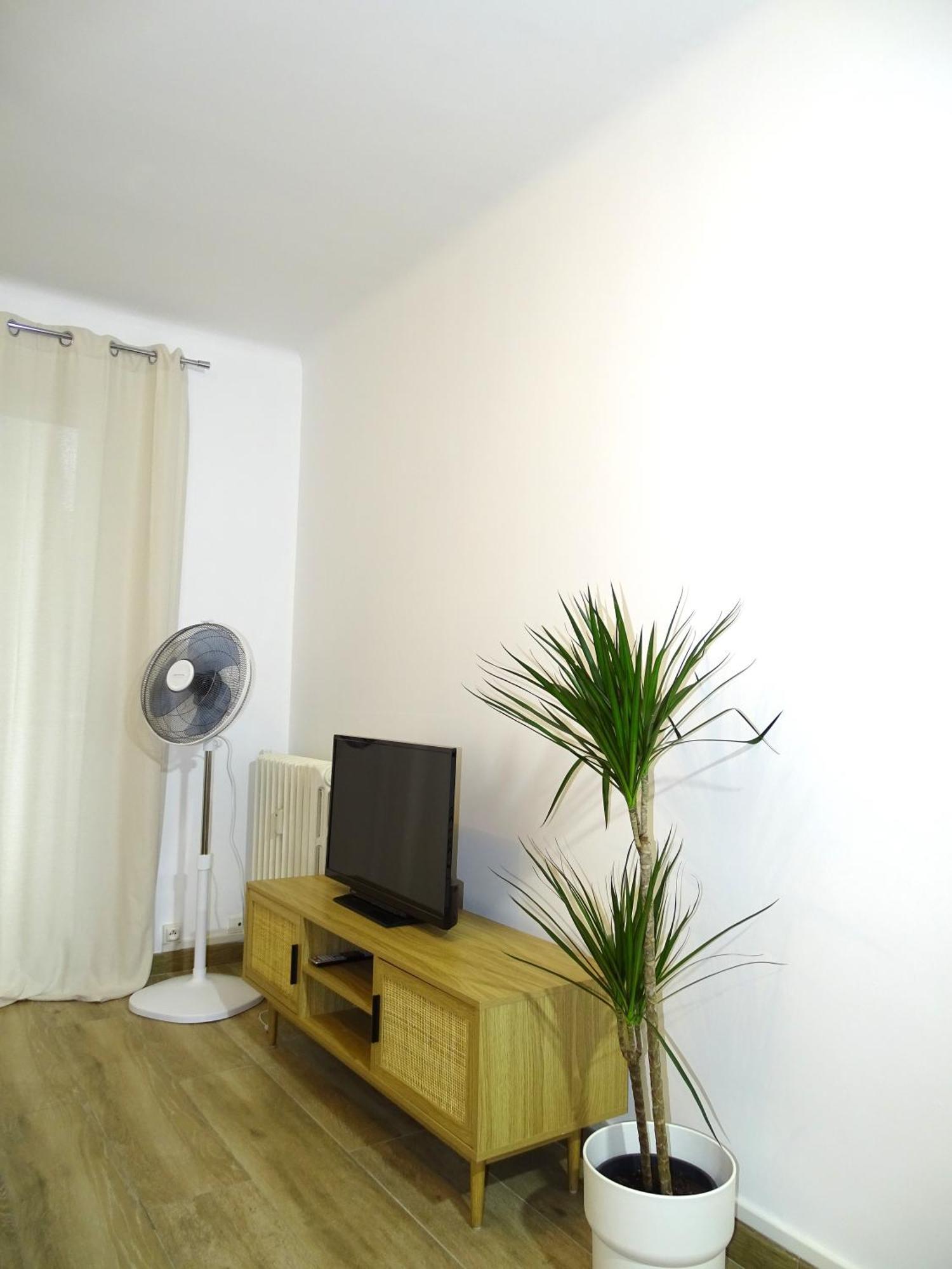 Tilia Jourdan-Studio Cosy Aix Centre-Cours Mirabeau-Parking-Wifi-Smart Tv-Rue Calme Aix-en-Provence Esterno foto