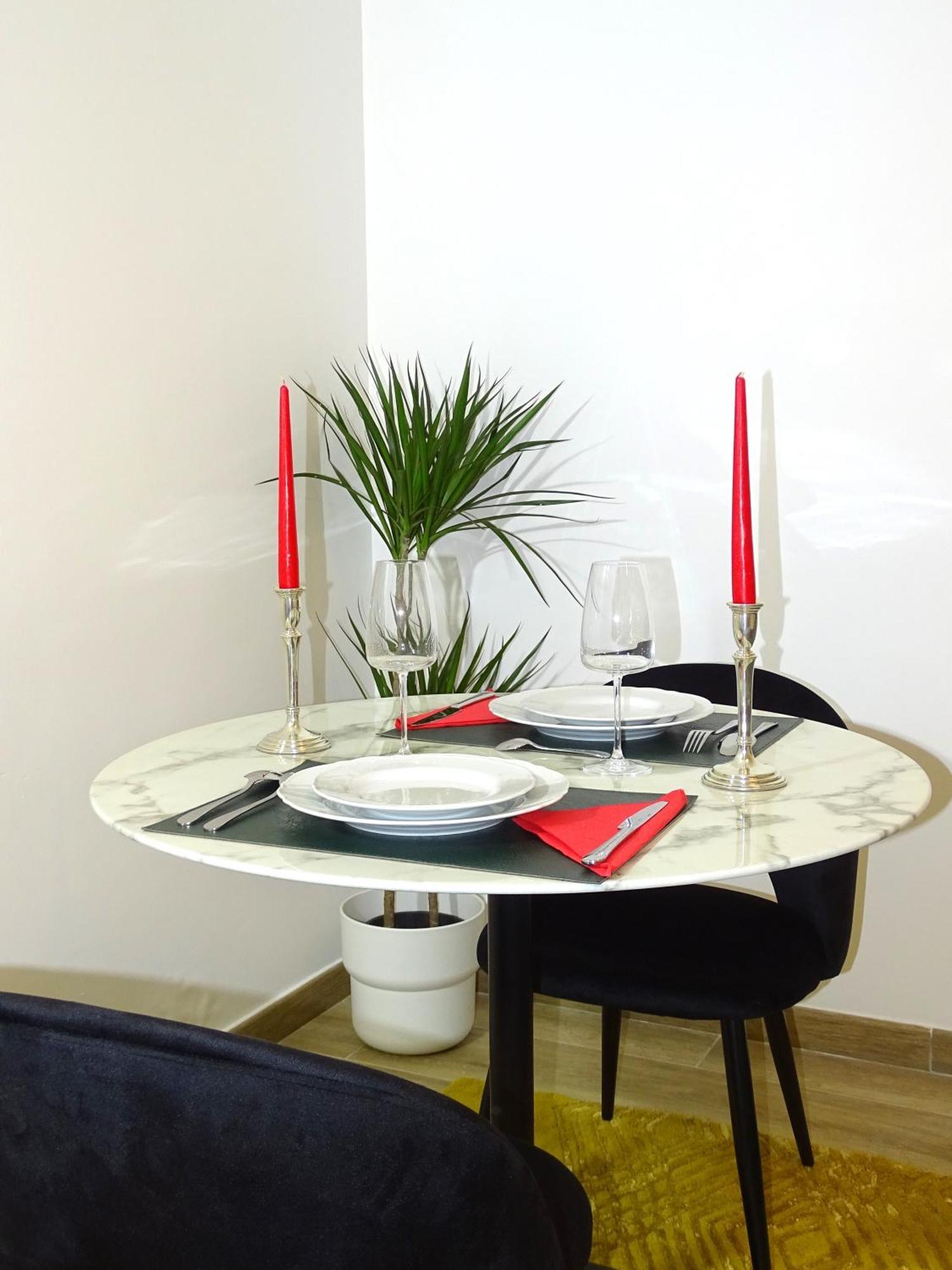 Tilia Jourdan-Studio Cosy Aix Centre-Cours Mirabeau-Parking-Wifi-Smart Tv-Rue Calme Aix-en-Provence Esterno foto